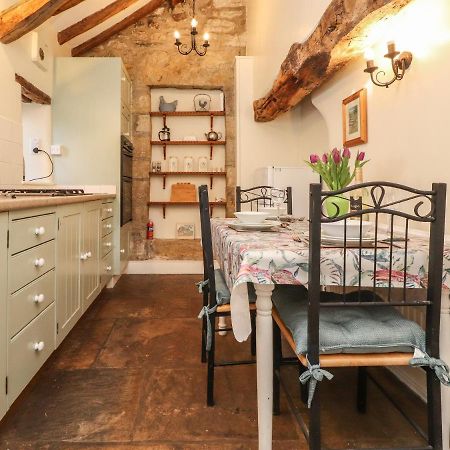 Beehive Cottage Bentham Bagian luar foto